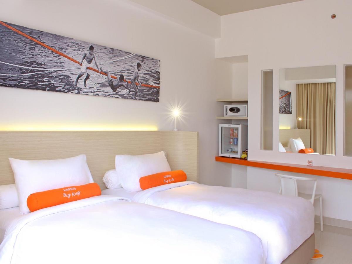 Harris Hotel Samarinda Esterno foto
