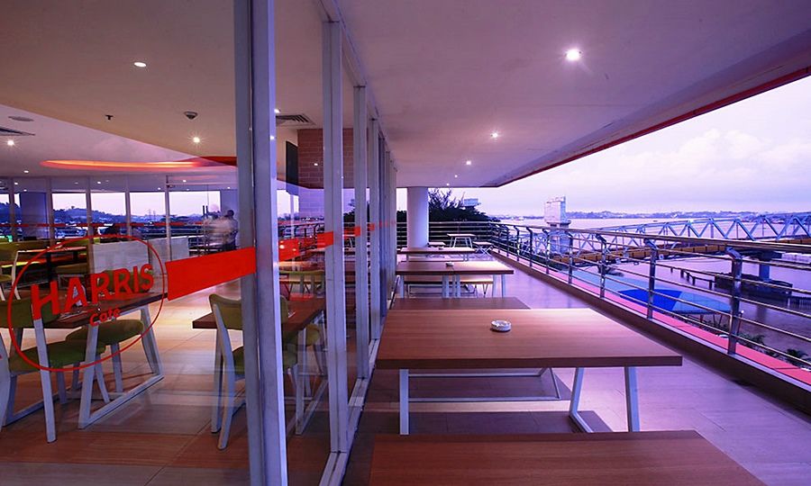 Harris Hotel Samarinda Esterno foto